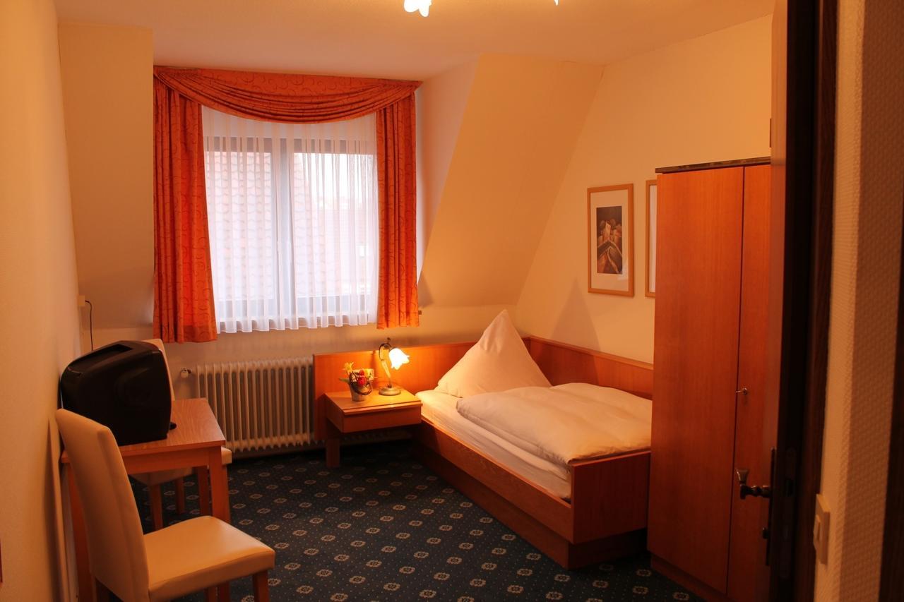 Hotel-Gasthof Zum Hirschen Durrwangen الغرفة الصورة